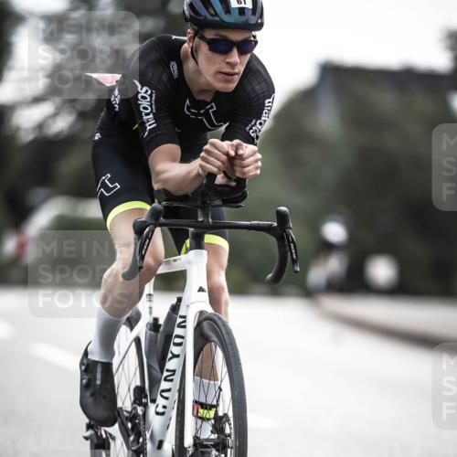 21.06.2026 - 29. Vierlanden-Triathlon H.Heesch http://msf.ph/oto/9908332 21.06.2026 09:24:55 Radfahren 39, 44, 61, 199 meine-sportfotos.de
