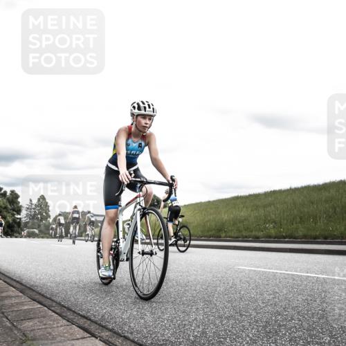 21.06.2026 - 29. Vierlanden-Triathlon H.Heesch http://msf.ph/oto/9908339 21.06.2026 14:43:27 Radfahren 1232, 1262, 1287 meine-sportfotos.de