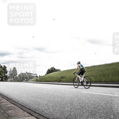 21.06.2026 - 29. Vierlanden-Triathlon H.Heesch http://msf.ph/oto/9908364 21.06.2026 14:43:35 Radfahren 1282 meine-sportfotos.de