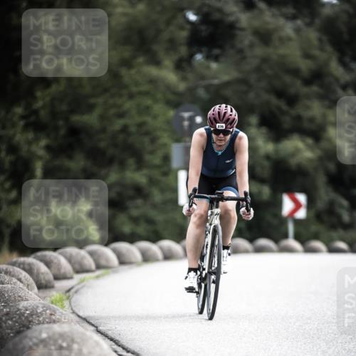 21.06.2026 - 29. Vierlanden-Triathlon H.Heesch http://msf.ph/oto/9908377 21.06.2026 11:51:01 Radfahren 233, 235, 259, 836 meine-sportfotos.de
