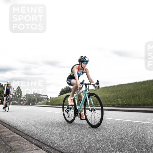21.06.2026 - 29. Vierlanden-Triathlon H.Heesch http://msf.ph/oto/9908394 21.06.2026 14:43:41 Radfahren 1267, 1282, 1288 meine-sportfotos.de