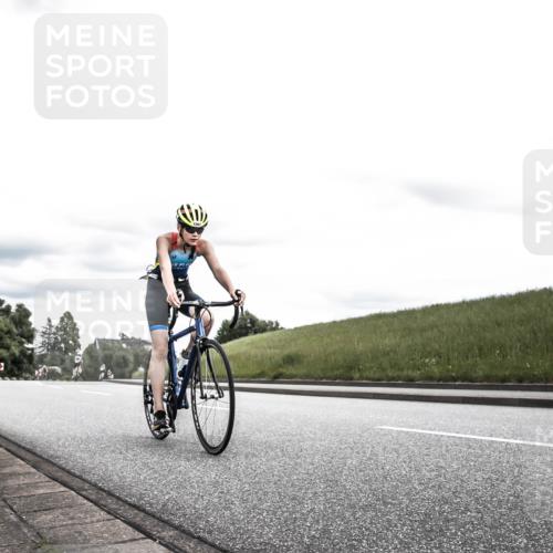 21.06.2026 - 29. Vierlanden-Triathlon H.Heesch http://msf.ph/oto/9908400 21.06.2026 14:43:42 Radfahren 1267, 1282, 1288 meine-sportfotos.de