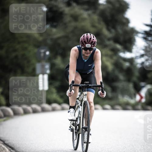 21.06.2026 - 29. Vierlanden-Triathlon H.Heesch http://msf.ph/oto/9908404 21.06.2026 11:51:01 Radfahren 233, 235, 259, 836 meine-sportfotos.de
