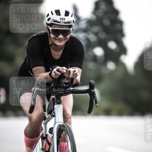 21.06.2026 - 29. Vierlanden-Triathlon H.Heesch http://msf.ph/oto/9908409 21.06.2026 09:25:09 Radfahren 25, 68, 255 meine-sportfotos.de