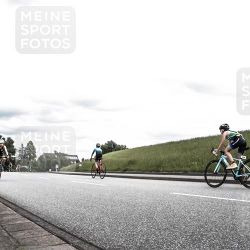 21.06.2026 - 29. Vierlanden-Triathlon H.Heesch http://msf.ph/oto/9908414 21.06.2026 14:43:48 Radfahren 1230, 1276 meine-sportfotos.de