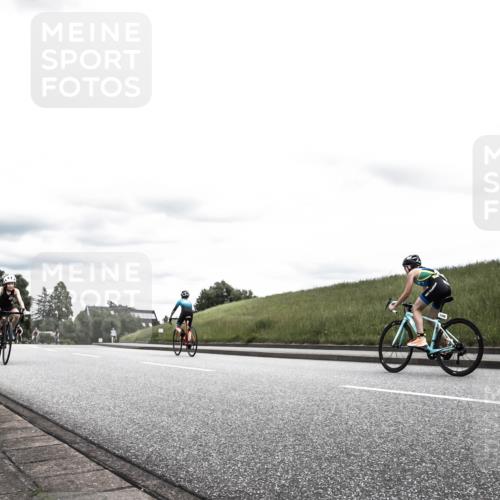 21.06.2026 - 29. Vierlanden-Triathlon H.Heesch http://msf.ph/oto/9908416 21.06.2026 14:43:48 Radfahren 1230, 1276 meine-sportfotos.de