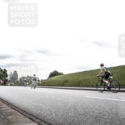 21.06.2026 - 29. Vierlanden-Triathlon H.Heesch http://msf.ph/oto/9908425 21.06.2026 14:43:50 Radfahren 1230, 1273, 1276 meine-sportfotos.de