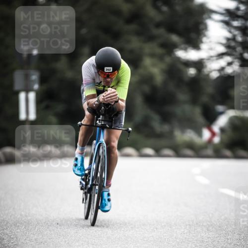 21.06.2026 - 29. Vierlanden-Triathlon H.Heesch http://msf.ph/oto/9908427 21.06.2026 09:25:20 Radfahren 40, 202 meine-sportfotos.de
