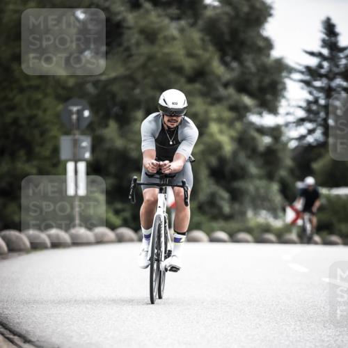 21.06.2026 - 29. Vierlanden-Triathlon H.Heesch http://msf.ph/oto/9908429 21.06.2026 11:51:41 Radfahren 260, 632, 727 meine-sportfotos.de