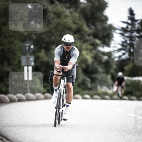 21.06.2026 - 29. Vierlanden-Triathlon H.Heesch http://msf.ph/oto/9908435 21.06.2026 11:51:41 Radfahren 260, 632, 727 meine-sportfotos.de