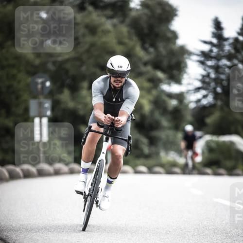 21.06.2026 - 29. Vierlanden-Triathlon H.Heesch http://msf.ph/oto/9908447 21.06.2026 11:51:41 Radfahren 260, 632, 727 meine-sportfotos.de