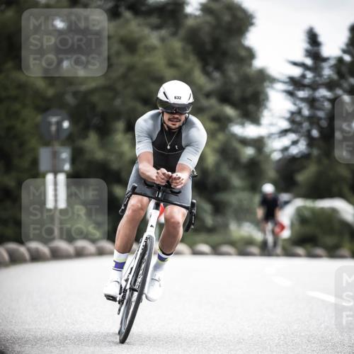 21.06.2026 - 29. Vierlanden-Triathlon H.Heesch http://msf.ph/oto/9908450 21.06.2026 11:51:42 Radfahren 260, 632, 727 meine-sportfotos.de