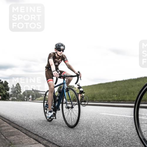 21.06.2026 - 29. Vierlanden-Triathlon H.Heesch http://msf.ph/oto/9908452 21.06.2026 14:43:57 Radfahren 1249, 1275 meine-sportfotos.de