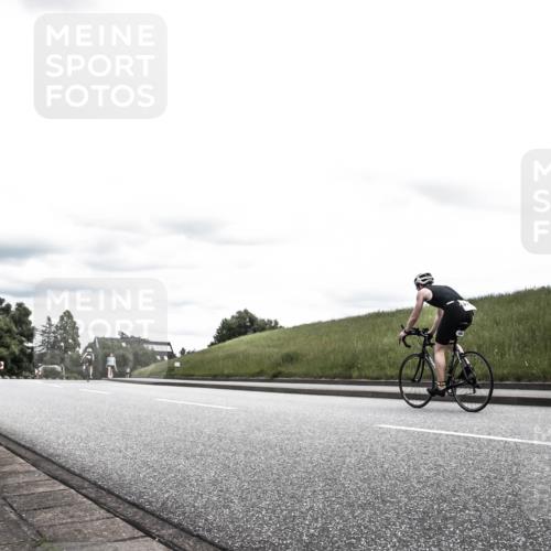 21.06.2026 - 29. Vierlanden-Triathlon H.Heesch http://msf.ph/oto/9908458 21.06.2026 14:44:00 Radfahren  meine-sportfotos.de