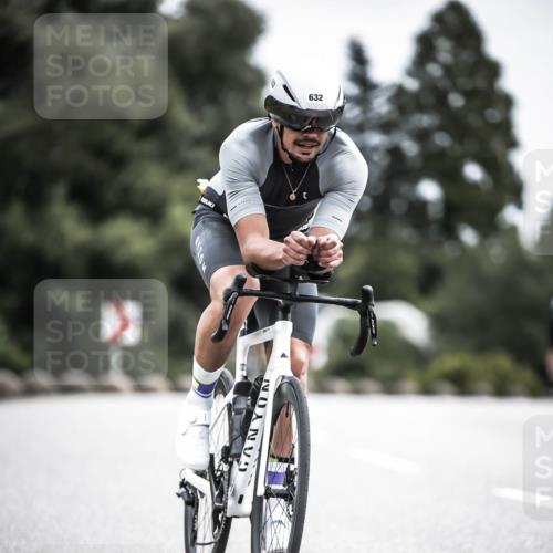 21.06.2026 - 29. Vierlanden-Triathlon H.Heesch http://msf.ph/oto/9908474 21.06.2026 11:51:42 Radfahren 260, 632, 727 meine-sportfotos.de