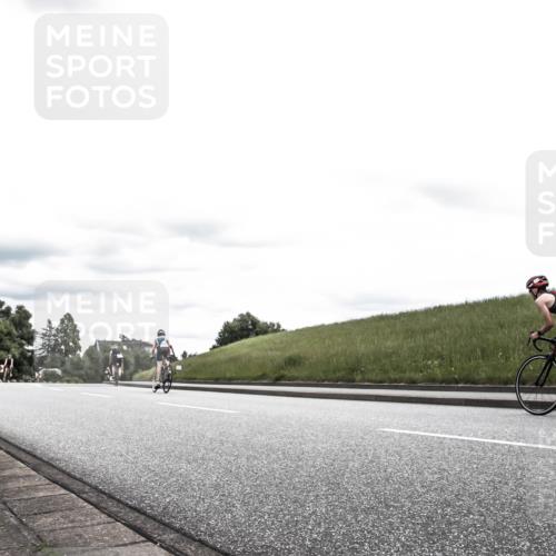 21.06.2026 - 29. Vierlanden-Triathlon H.Heesch http://msf.ph/oto/9908475 21.06.2026 14:44:03 Radfahren  meine-sportfotos.de