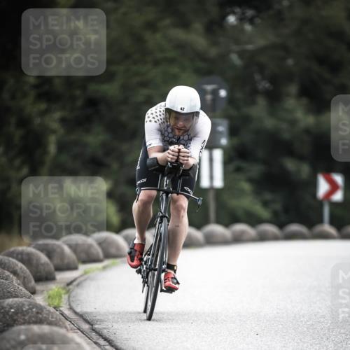 21.06.2026 - 29. Vierlanden-Triathlon H.Heesch http://msf.ph/oto/9908481 21.06.2026 09:25:33 Radfahren 42, 153, 187 meine-sportfotos.de