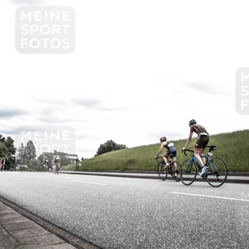 21.06.2026 - 29. Vierlanden-Triathlon H.Heesch http://msf.ph/oto/9908498 21.06.2026 14:44:04 Radfahren 1290 meine-sportfotos.de