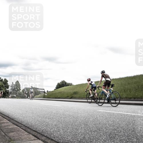 21.06.2026 - 29. Vierlanden-Triathlon H.Heesch http://msf.ph/oto/9908501 21.06.2026 14:44:04 Radfahren 1290 meine-sportfotos.de