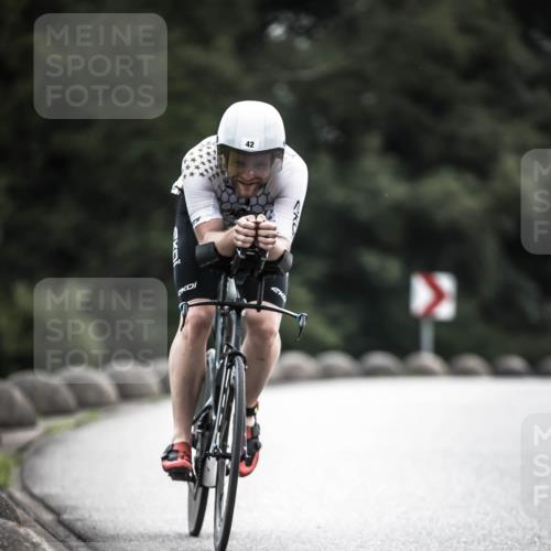 21.06.2026 - 29. Vierlanden-Triathlon H.Heesch http://msf.ph/oto/9908502 21.06.2026 09:25:34 Radfahren 42, 153, 187 meine-sportfotos.de