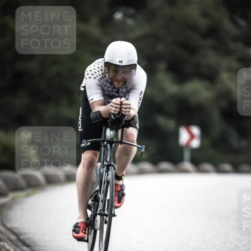 21.06.2026 - 29. Vierlanden-Triathlon H.Heesch http://msf.ph/oto/9908508 21.06.2026 09:25:34 Radfahren 42, 153, 187 meine-sportfotos.de