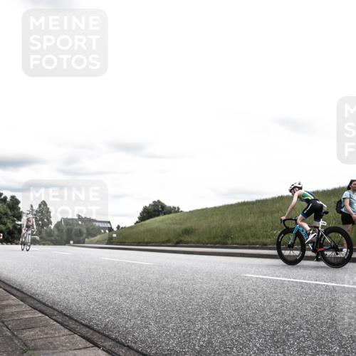 21.06.2026 - 29. Vierlanden-Triathlon H.Heesch http://msf.ph/oto/9908516 21.06.2026 14:44:26 Radfahren 1260, 1266 meine-sportfotos.de