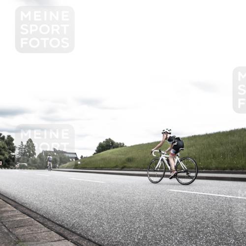 21.06.2026 - 29. Vierlanden-Triathlon H.Heesch http://msf.ph/oto/9908538 21.06.2026 14:44:36 Radfahren  meine-sportfotos.de