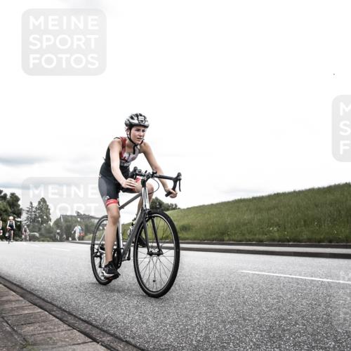 21.06.2026 - 29. Vierlanden-Triathlon H.Heesch http://msf.ph/oto/9908558 21.06.2026 14:45:41 Radfahren 1229, 1236, 1261, 1268 meine-sportfotos.de