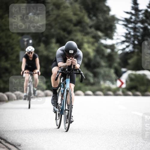 21.06.2026 - 29. Vierlanden-Triathlon H.Heesch http://msf.ph/oto/9908563 21.06.2026 11:52:00 Radfahren 92, 249, 717, 755 meine-sportfotos.de