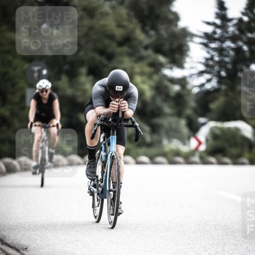 21.06.2026 - 29. Vierlanden-Triathlon H.Heesch http://msf.ph/oto/9908566 21.06.2026 11:52:00 Radfahren 92, 249, 717, 755 meine-sportfotos.de