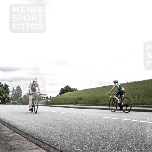 21.06.2026 - 29. Vierlanden-Triathlon H.Heesch http://msf.ph/oto/9908577 21.06.2026 14:45:45 Radfahren 1229, 1236, 1255, 1294 meine-sportfotos.de