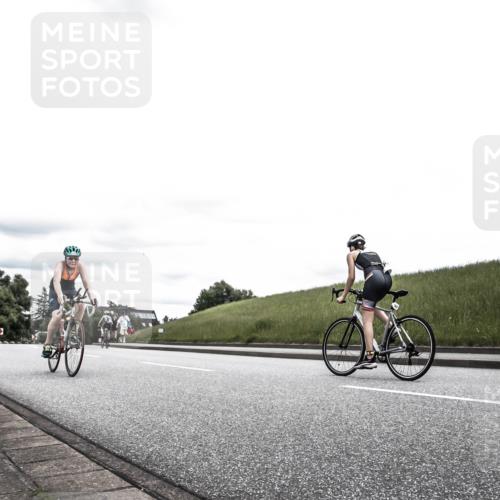 21.06.2026 - 29. Vierlanden-Triathlon H.Heesch http://msf.ph/oto/9908583 21.06.2026 14:45:48 Radfahren 1253, 1255, 1294 meine-sportfotos.de
