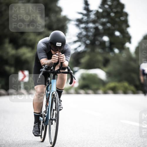21.06.2026 - 29. Vierlanden-Triathlon H.Heesch http://msf.ph/oto/9908586 21.06.2026 11:52:01 Radfahren 92, 249, 717, 755 meine-sportfotos.de