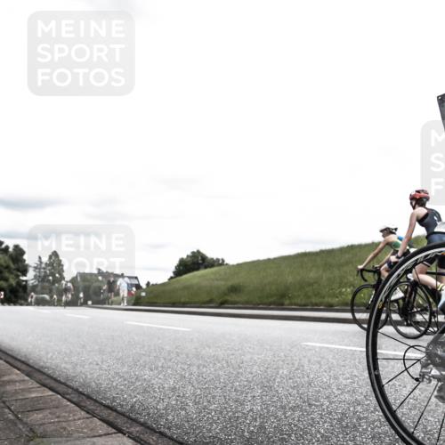 21.06.2026 - 29. Vierlanden-Triathlon H.Heesch http://msf.ph/oto/9908601 21.06.2026 14:45:52 Radfahren 1253, 1255 meine-sportfotos.de
