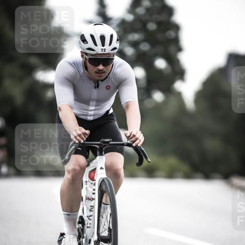 21.06.2026 - 29. Vierlanden-Triathlon H.Heesch http://msf.ph/oto/9908614 21.06.2026 09:25:56 Radfahren 72, 294 meine-sportfotos.de