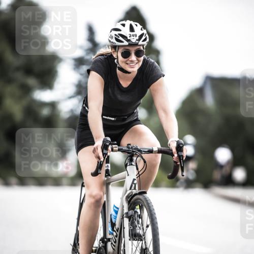 21.06.2026 - 29. Vierlanden-Triathlon H.Heesch http://msf.ph/oto/9908627 21.06.2026 11:52:03 Radfahren 249, 717, 755 meine-sportfotos.de