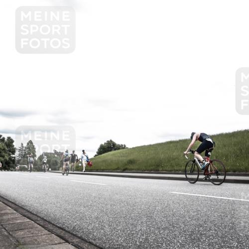 21.06.2026 - 29. Vierlanden-Triathlon H.Heesch http://msf.ph/oto/9908639 21.06.2026 14:45:56 Radfahren 1269 meine-sportfotos.de