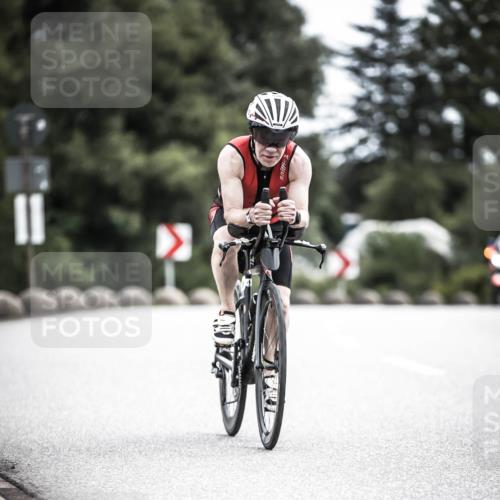 21.06.2026 - 29. Vierlanden-Triathlon H.Heesch http://msf.ph/oto/9908654 21.06.2026 11:52:10 Radfahren 805, 810 meine-sportfotos.de