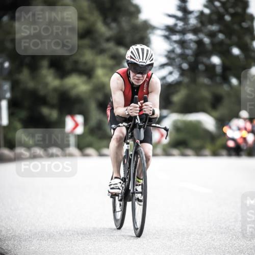 21.06.2026 - 29. Vierlanden-Triathlon H.Heesch http://msf.ph/oto/9908660 21.06.2026 11:52:11 Radfahren 805, 810 meine-sportfotos.de