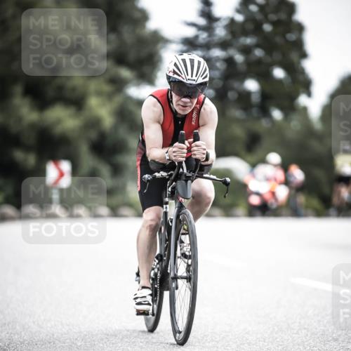 21.06.2026 - 29. Vierlanden-Triathlon H.Heesch http://msf.ph/oto/9908668 21.06.2026 11:52:11 Radfahren 805, 810 meine-sportfotos.de