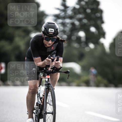 21.06.2026 - 29. Vierlanden-Triathlon H.Heesch http://msf.ph/oto/9908670 21.06.2026 09:26:01 Radfahren 260, 294 meine-sportfotos.de