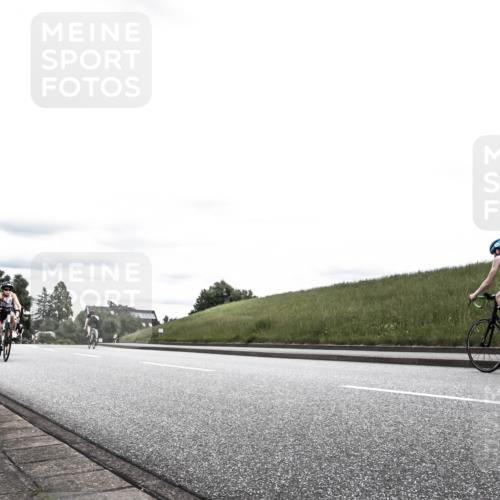21.06.2026 - 29. Vierlanden-Triathlon H.Heesch http://msf.ph/oto/9908692 21.06.2026 14:46:20 Radfahren 1242, 1259, 1264, 1274 meine-sportfotos.de
