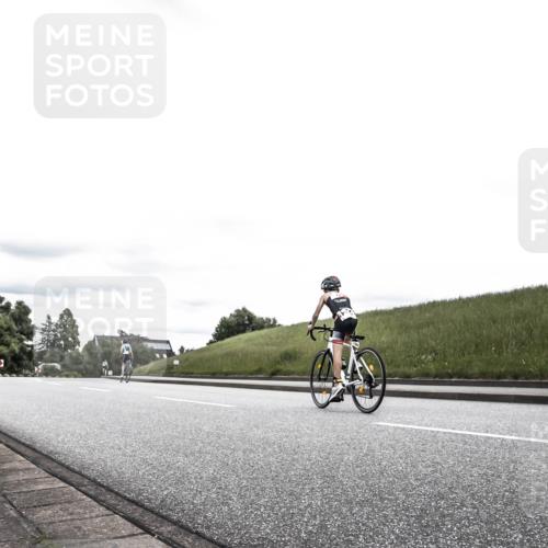 21.06.2026 - 29. Vierlanden-Triathlon H.Heesch http://msf.ph/oto/9908735 21.06.2026 14:46:30 Radfahren 1241 meine-sportfotos.de