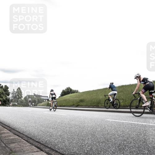 21.06.2026 - 29. Vierlanden-Triathlon H.Heesch http://msf.ph/oto/9908741 21.06.2026 14:46:31 Radfahren  meine-sportfotos.de