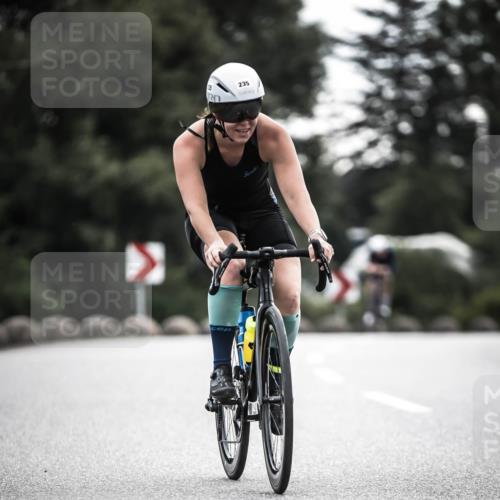21.06.2026 - 29. Vierlanden-Triathlon H.Heesch http://msf.ph/oto/9908743 21.06.2026 09:26:10 Radfahren 51, 160, 235, 260 meine-sportfotos.de