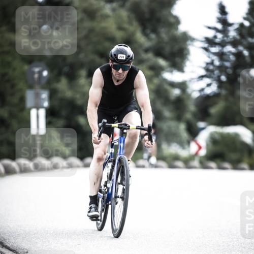 21.06.2026 - 29. Vierlanden-Triathlon H.Heesch http://msf.ph/oto/9908757 21.06.2026 11:52:23 Radfahren 628, 731, 763, 896 meine-sportfotos.de