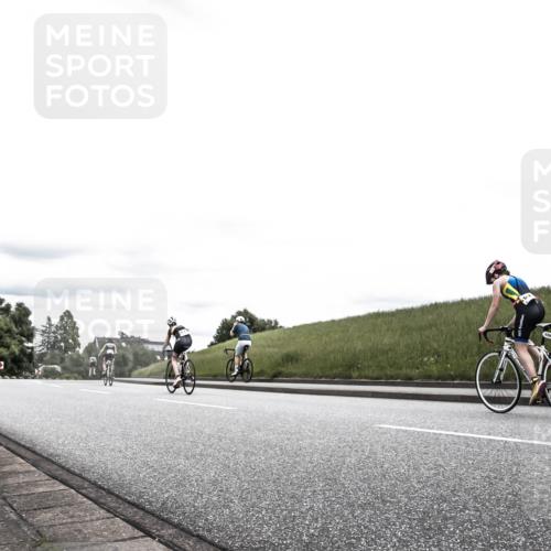 21.06.2026 - 29. Vierlanden-Triathlon H.Heesch http://msf.ph/oto/9908758 21.06.2026 14:46:33 Radfahren  meine-sportfotos.de