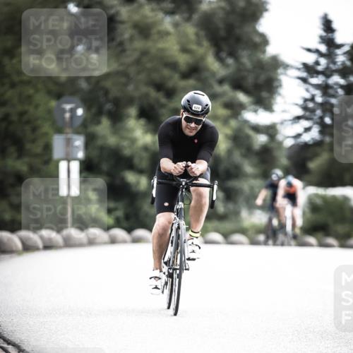 21.06.2026 - 29. Vierlanden-Triathlon H.Heesch http://msf.ph/oto/9908784 21.06.2026 11:52:27 Radfahren 628, 687, 718, 731, 896 meine-sportfotos.de