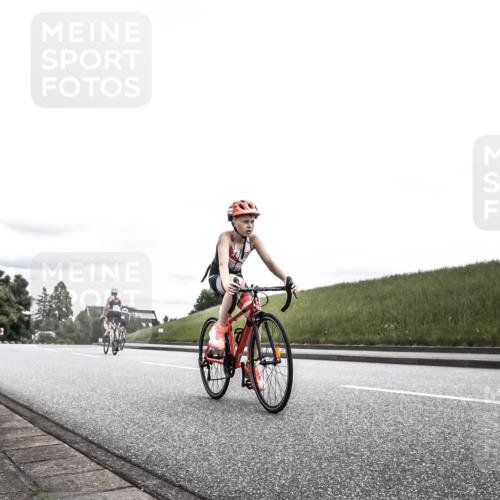 21.06.2026 - 29. Vierlanden-Triathlon H.Heesch http://msf.ph/oto/9908792 21.06.2026 14:47:12 Radfahren 1270, 1277 meine-sportfotos.de