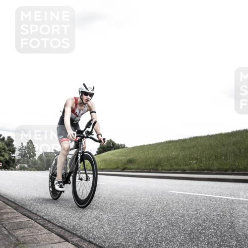 21.06.2026 - 29. Vierlanden-Triathlon H.Heesch http://msf.ph/oto/9908838 21.06.2026 14:50:08 Radfahren  meine-sportfotos.de